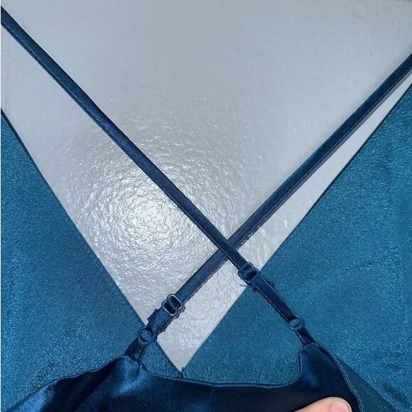 Yumi Kim Rush Hour 100% Silk Maxi Wrap Dress/Gown NWT in Ink Blue Size Small - Picture 8 of 9